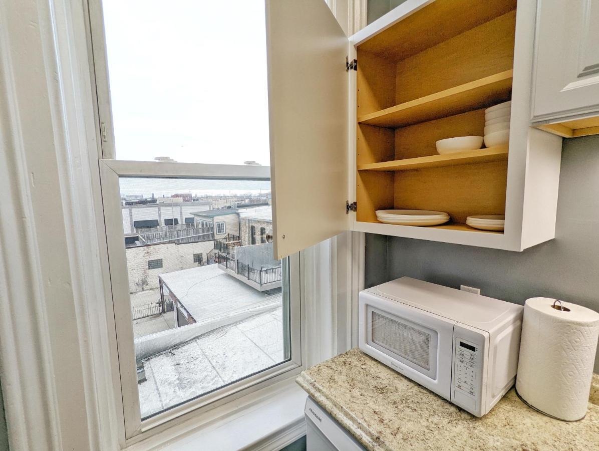 Apartment Tanner Building Bay City